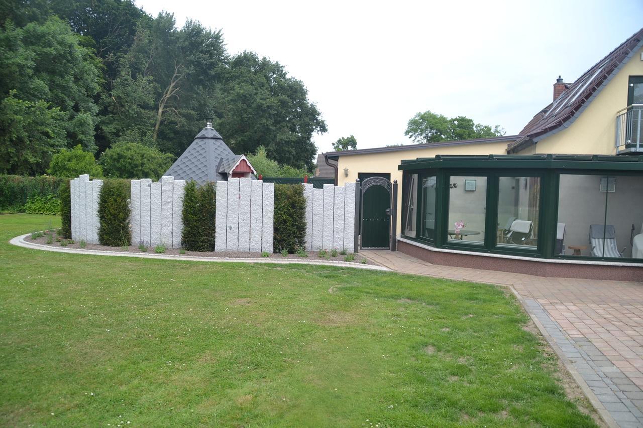 Ferienwohnung 2 Bei Familie Saupe Schaprode Exterior photo